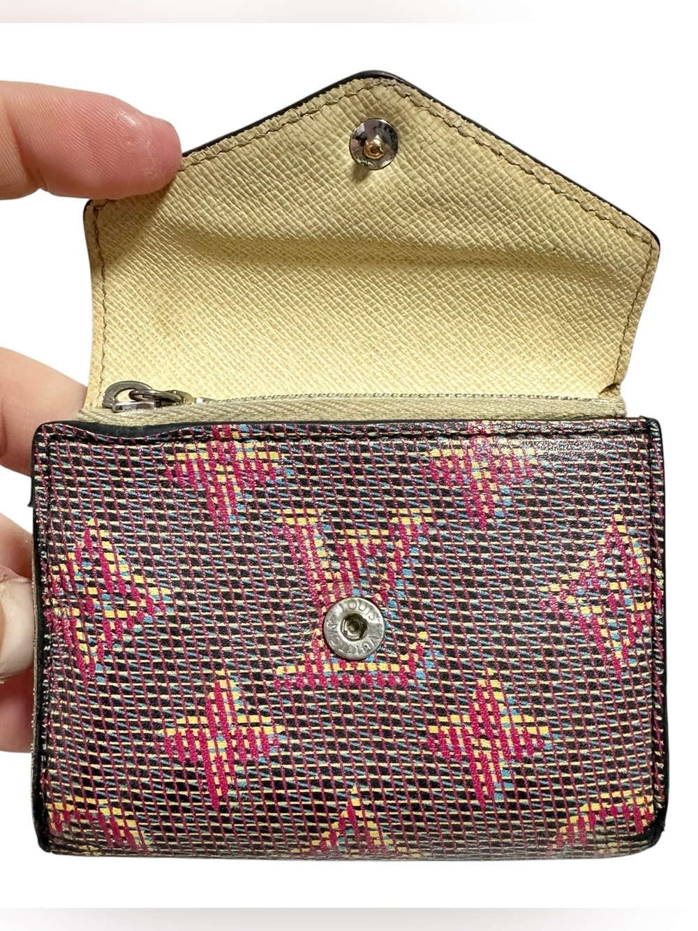 Louis Vuitton Zoe Pop Multicolor Monogram Leather Wallet - Picture 4 of 13